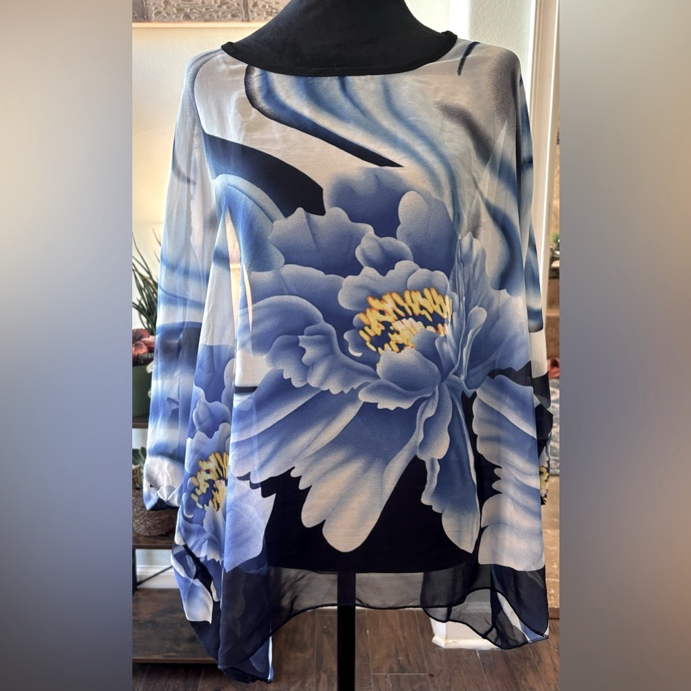 Floral Blue Women's Top